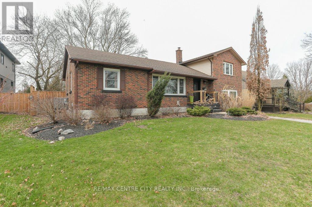143 Centennial Avenue Property Photo 2