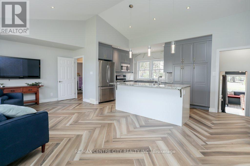 143 Centennial Avenue Property Photo 6