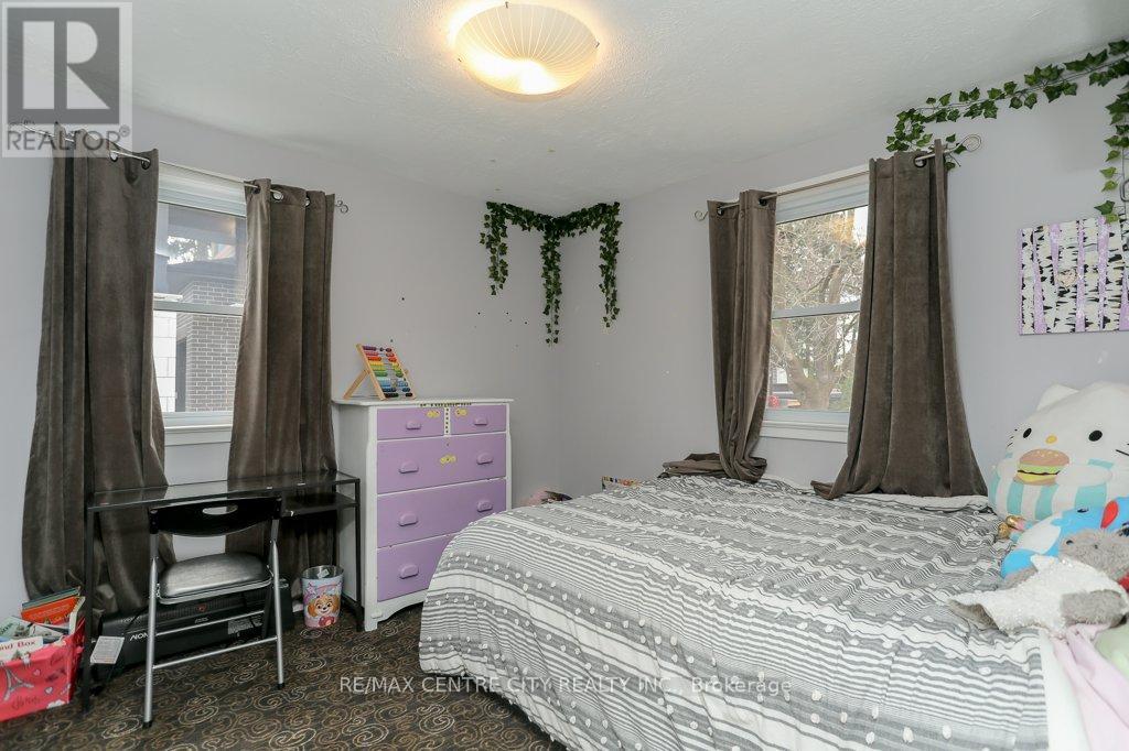 143 Centennial Avenue Property Photo 24
