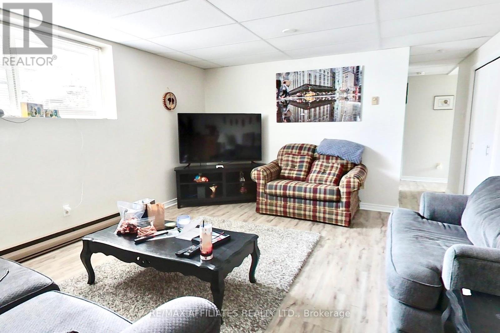 77 Brae Street Property Photo 4