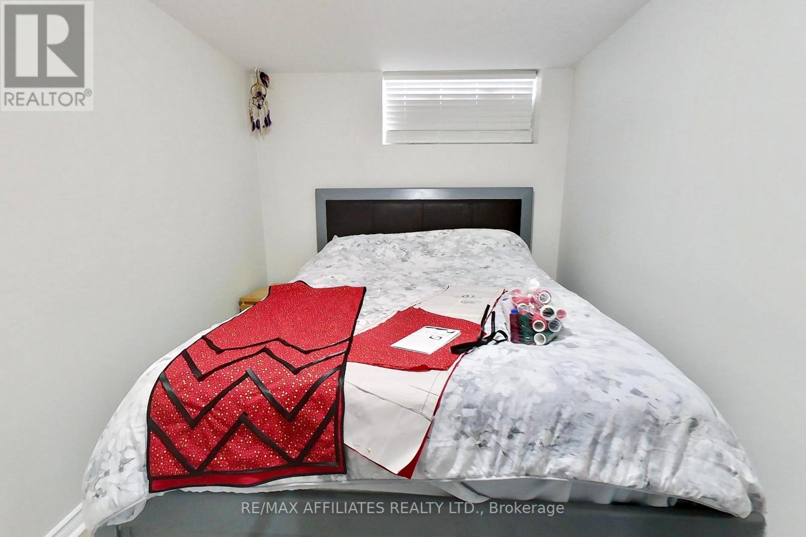 77 Brae Street Property Photo 5