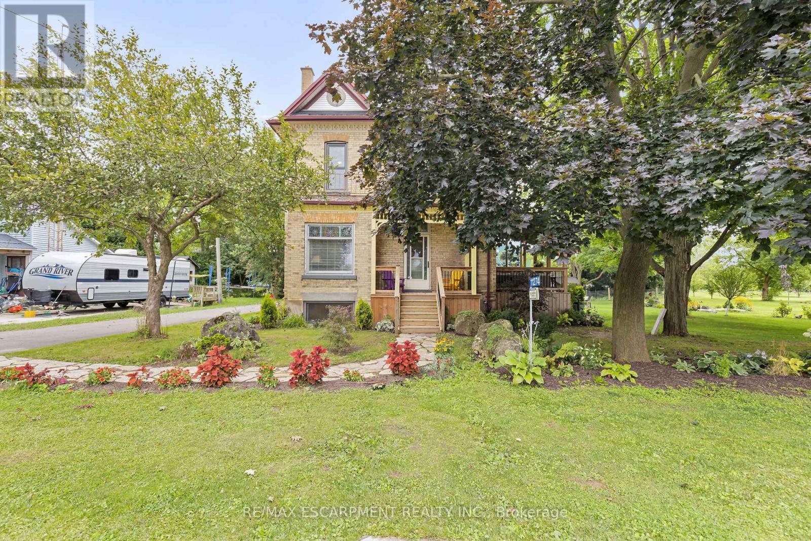 11274 Henry Street Property Photo
