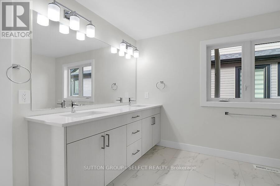 17 - 7966 Fallon Drive Property Photo 14