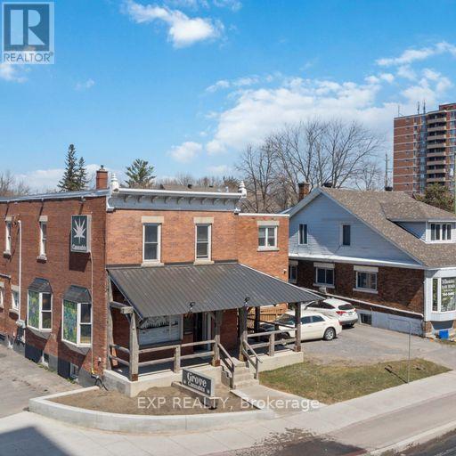 381-383 Montreal Road Property Photo 9