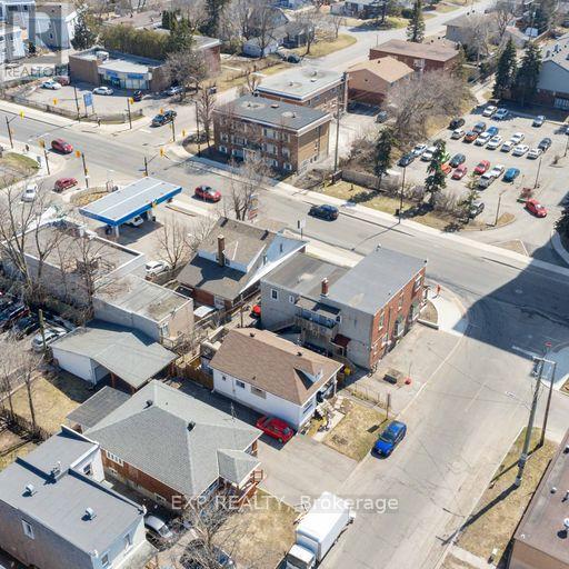 381-383 Montreal Road Property Photo 18