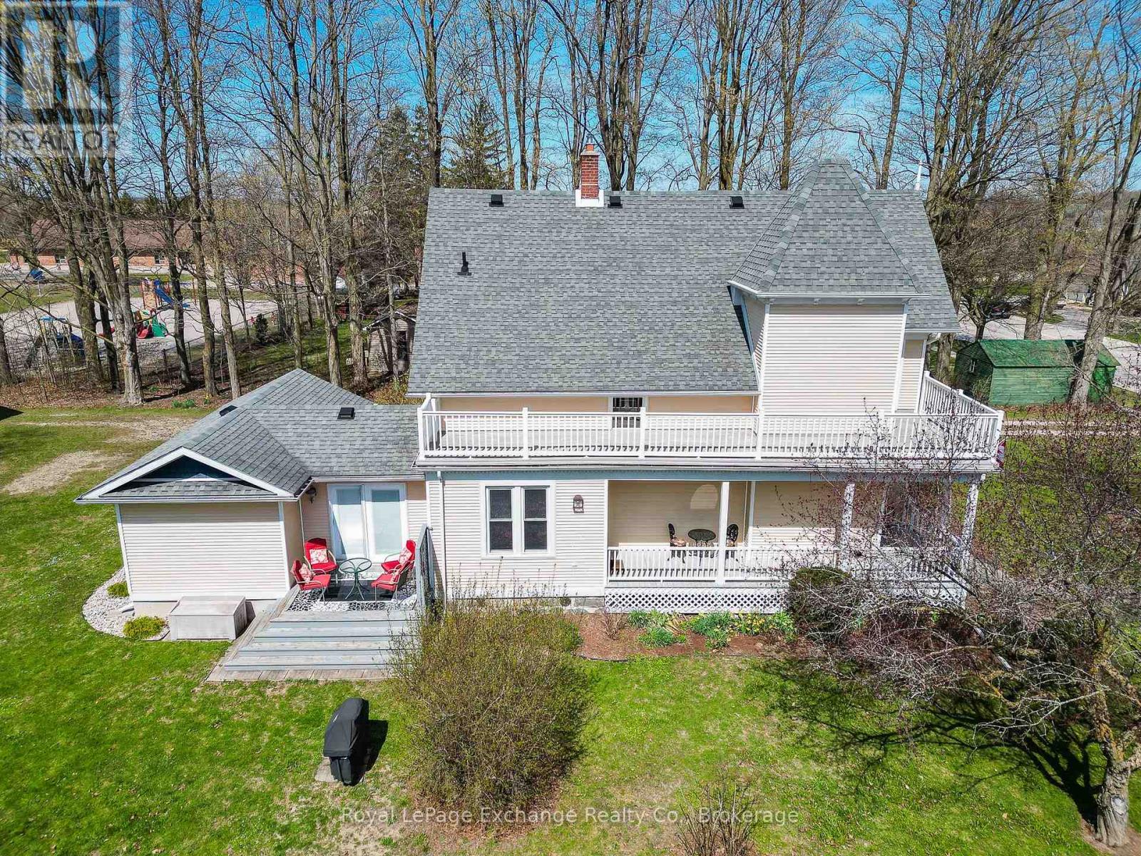 8 Queen Street Property Photo 4