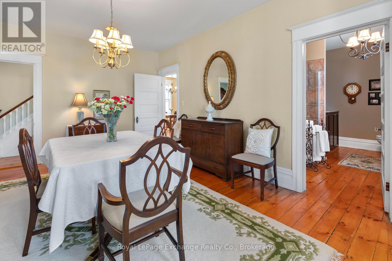 8 Queen Street Property Photo 13