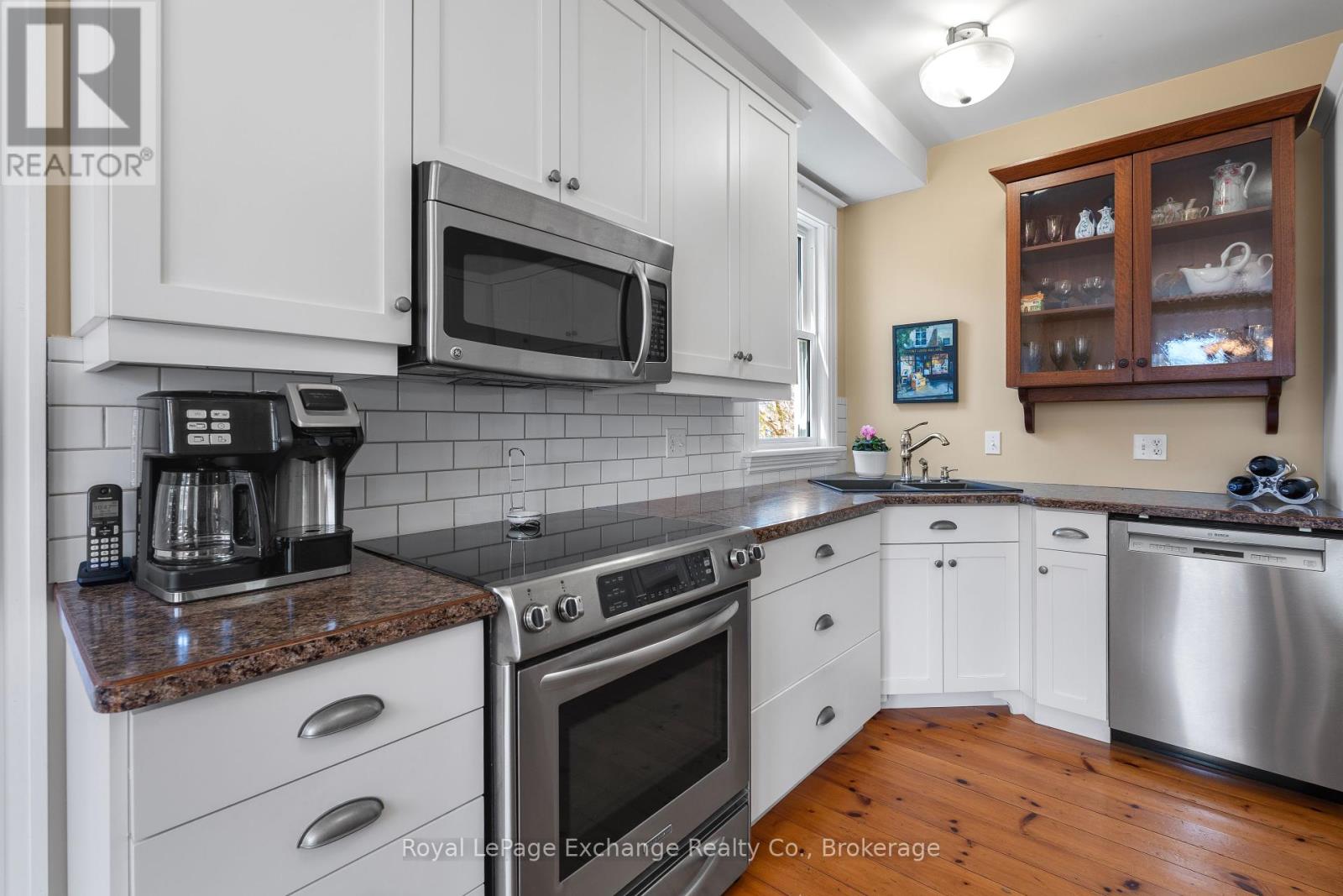 8 Queen Street Property Photo 16