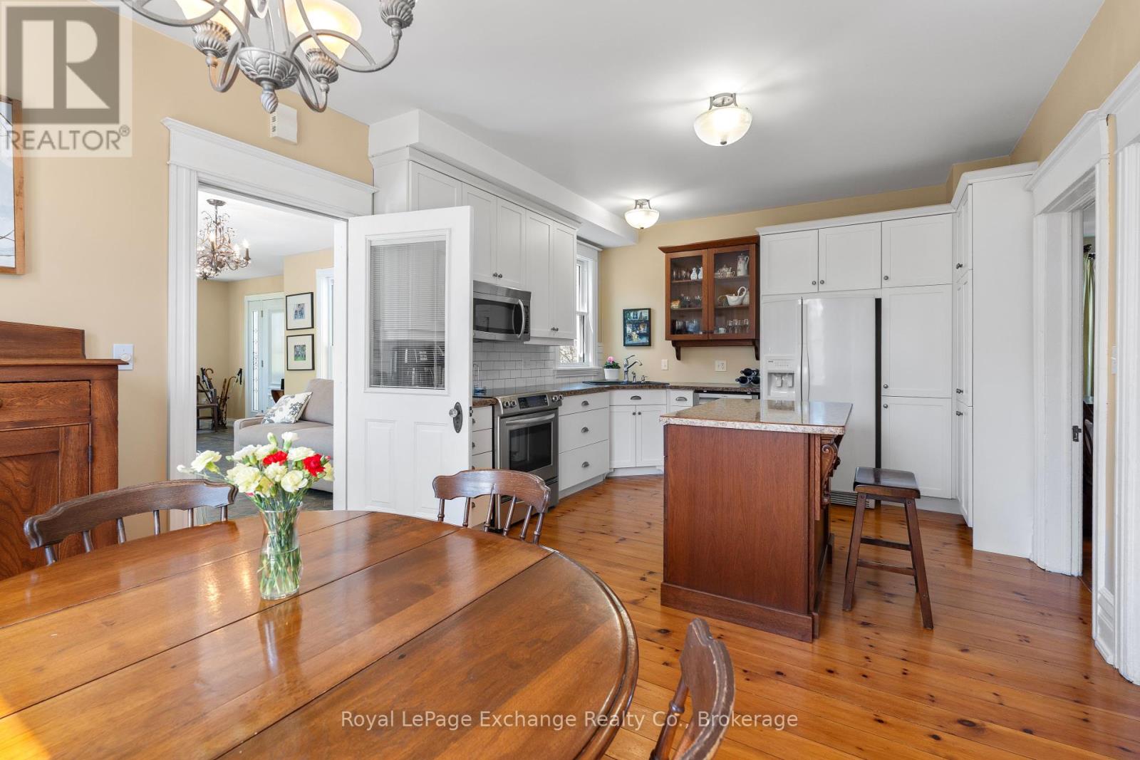 8 Queen Street Property Photo 18