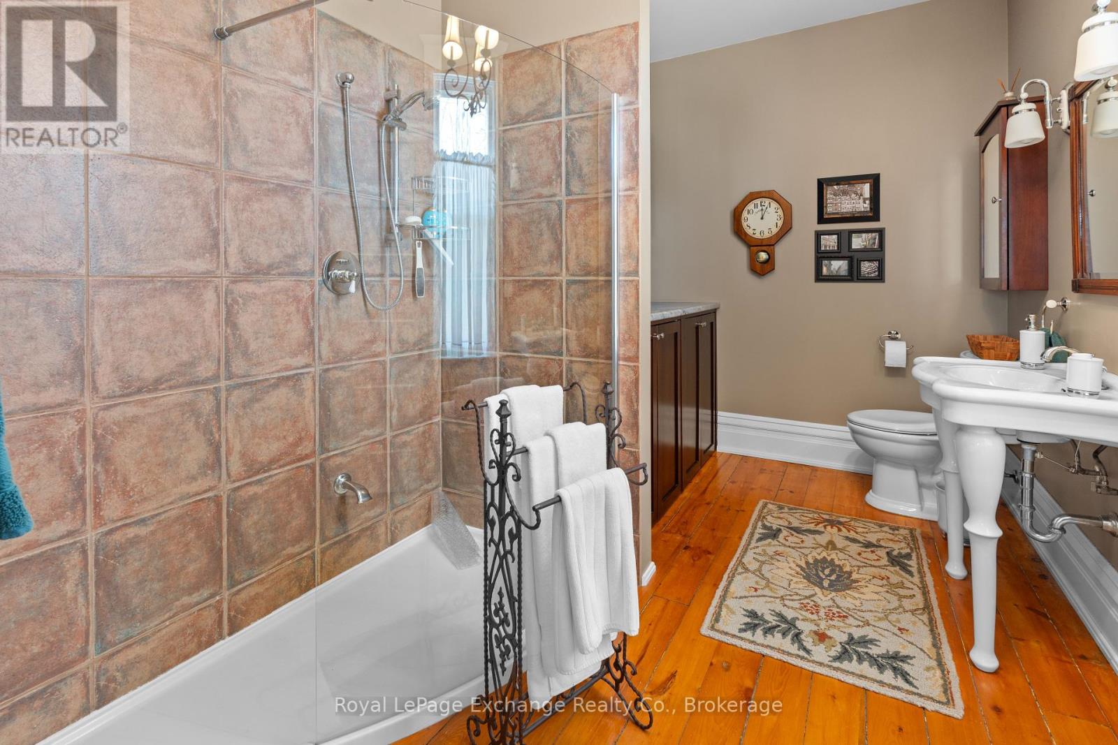 8 Queen Street Property Photo 20