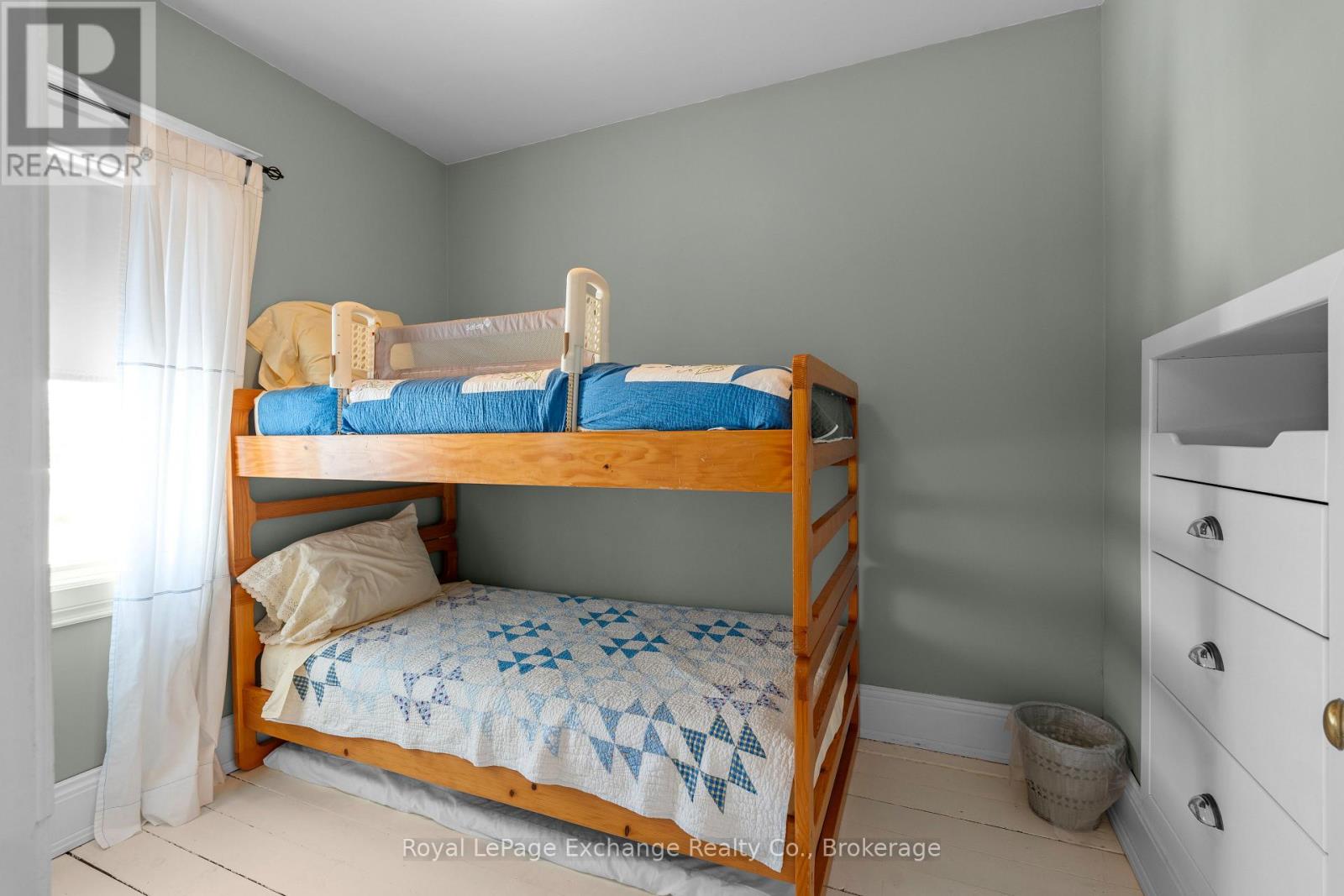 8 Queen Street Property Photo 29