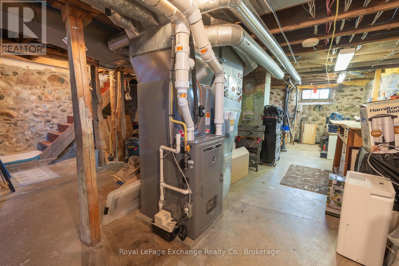 8 Queen Street Property Photo 34