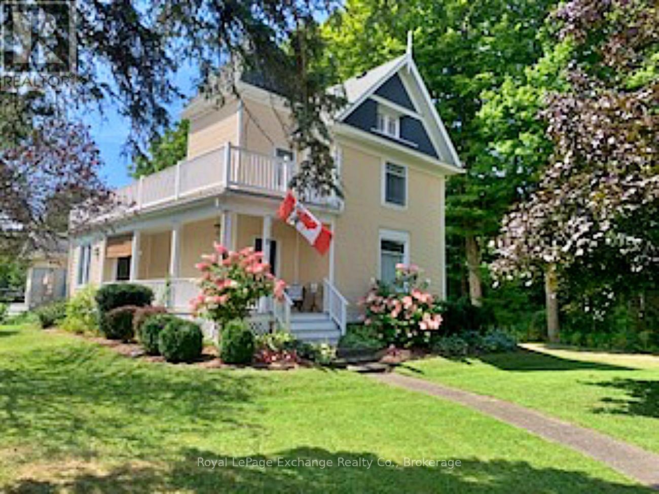 8 Queen Street Property Photo 47