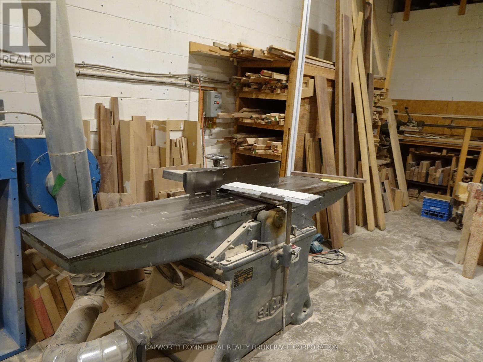 Property Photo 25