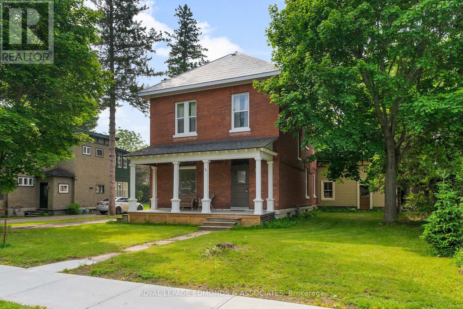 54 ISABELLA STREET Property Photo 1