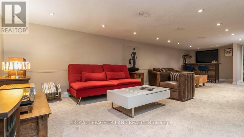 28 South Edgeware Road Property Photo 25