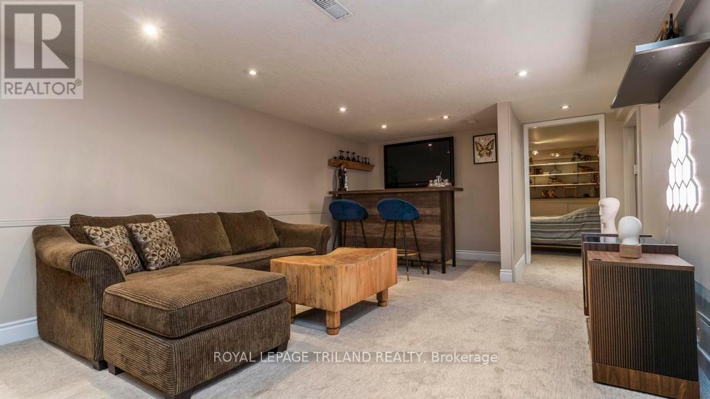 28 South Edgeware Road Property Photo 26