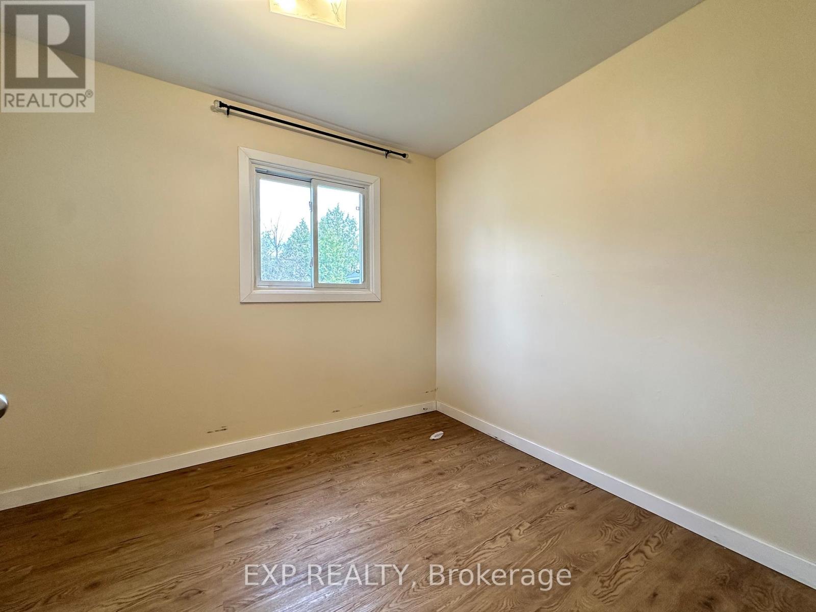 22a Charlotte Street Property Photo 10