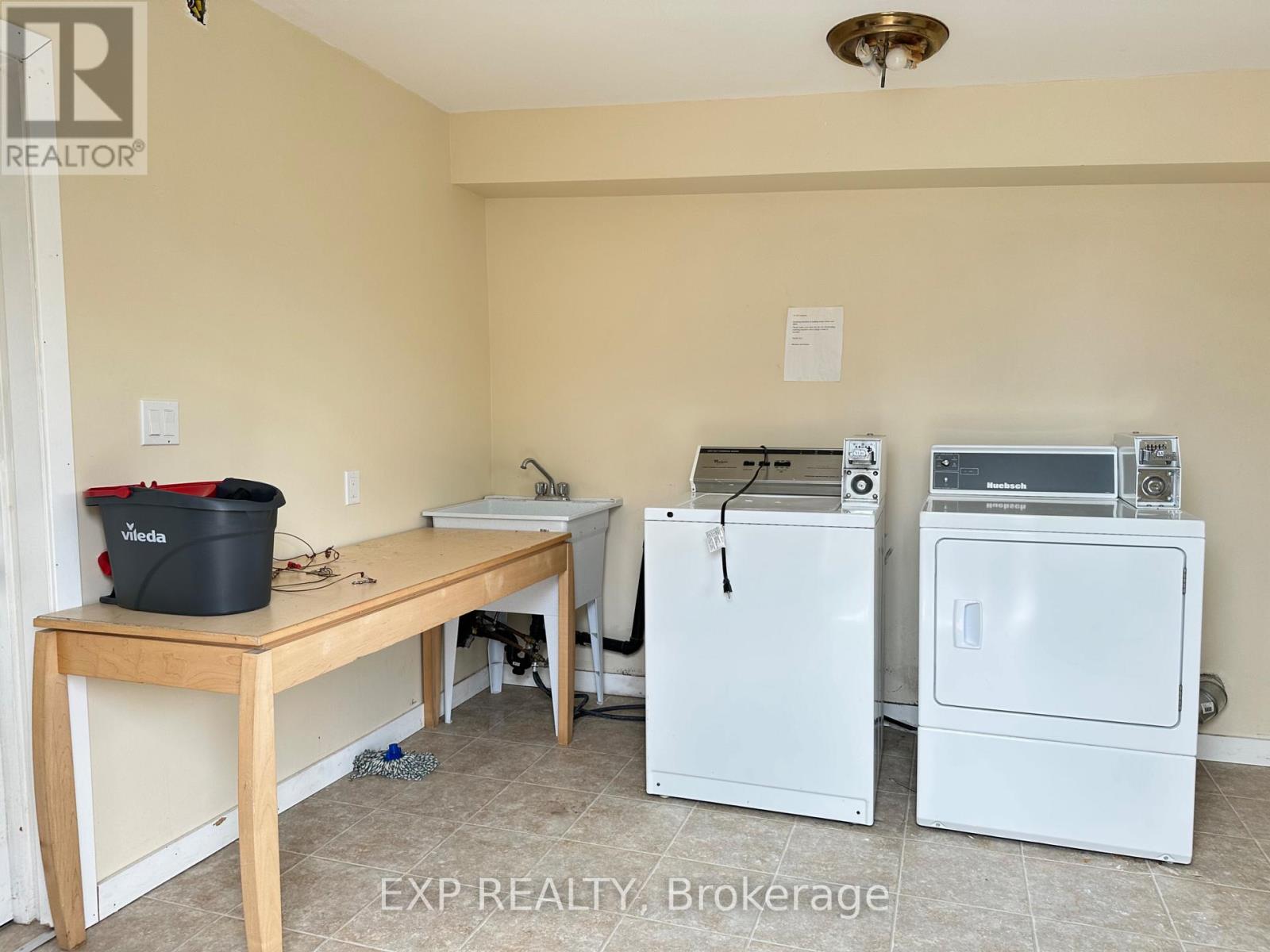 22a Charlotte Street Property Photo 13