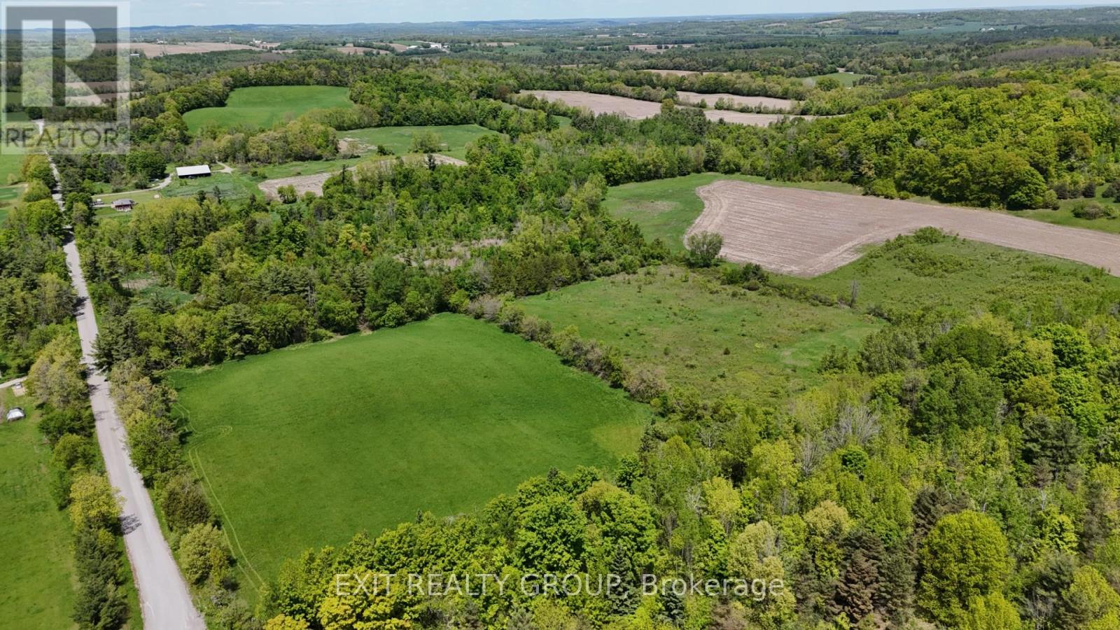 225 Jones Road Property Photo 6
