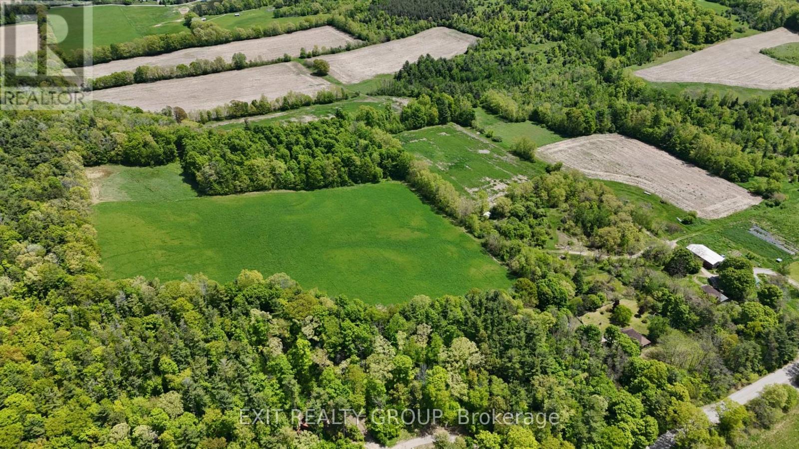 225 Jones Road Property Photo 15
