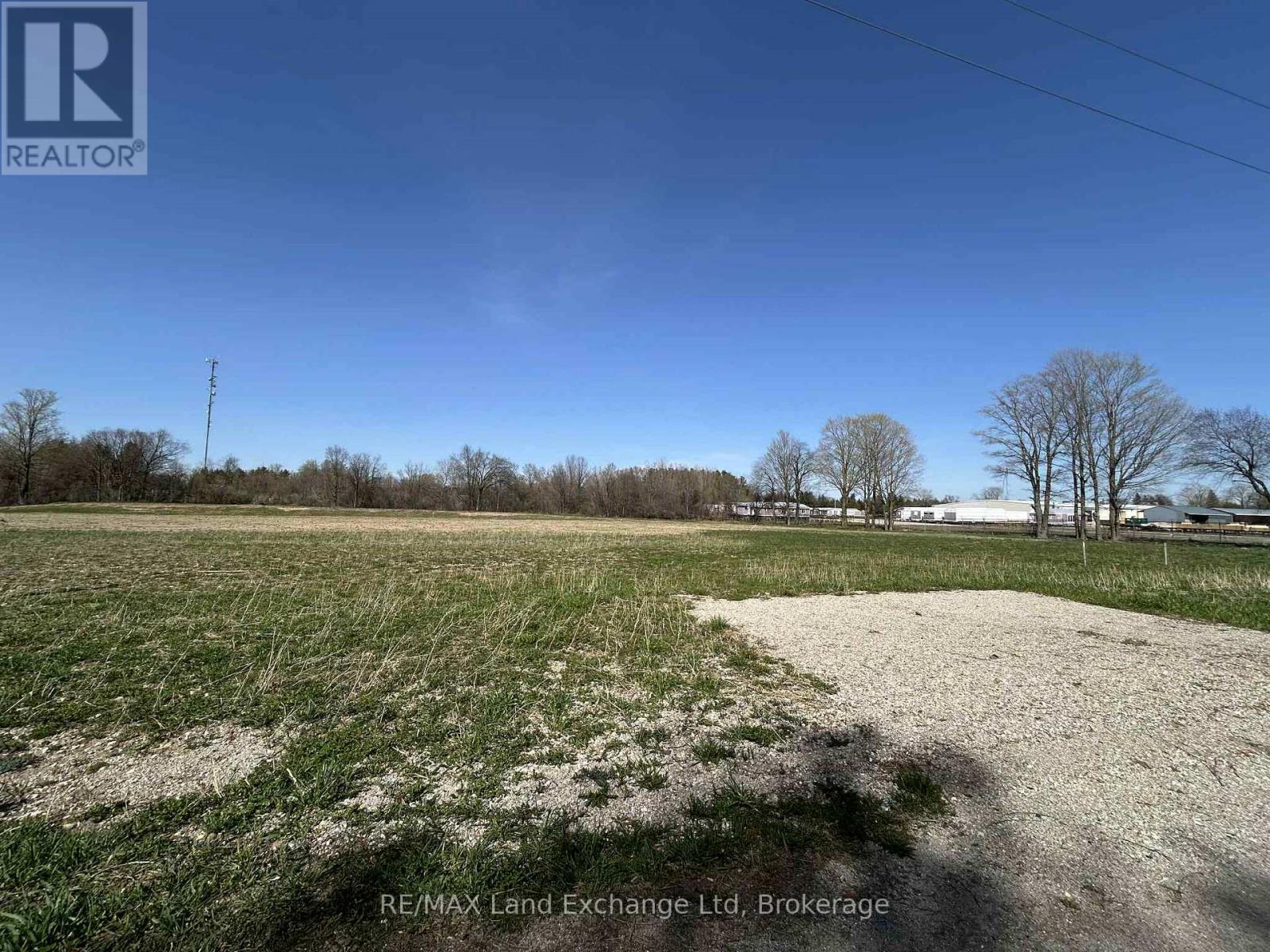 174 Royal Rd Property Photo 1