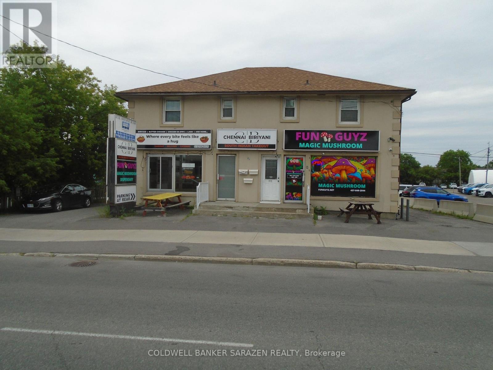 912 St Laurent Boulevard N Property Photo 1
