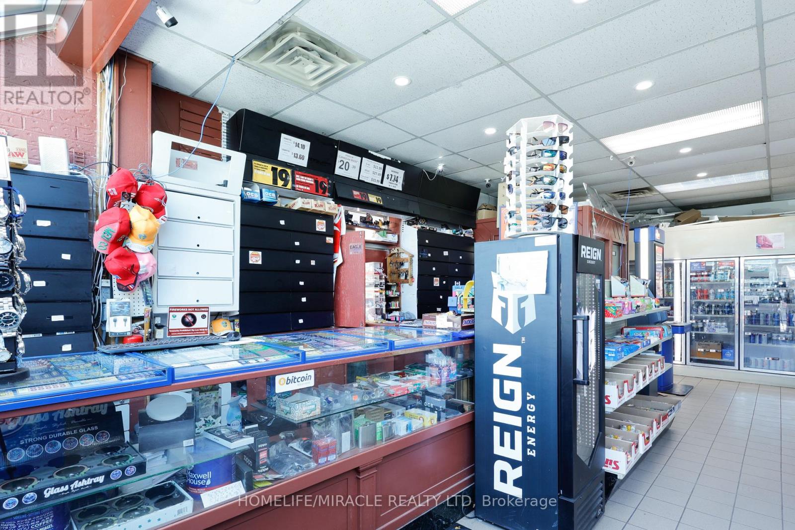 780 Dundas Street Property Photo 20