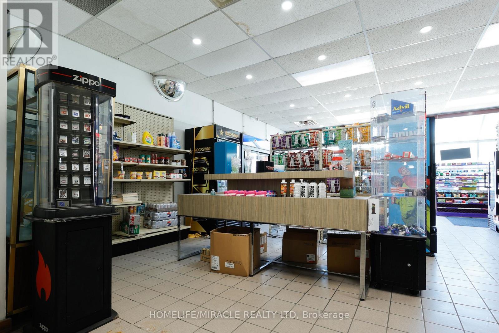 780 Dundas Street Property Photo 27