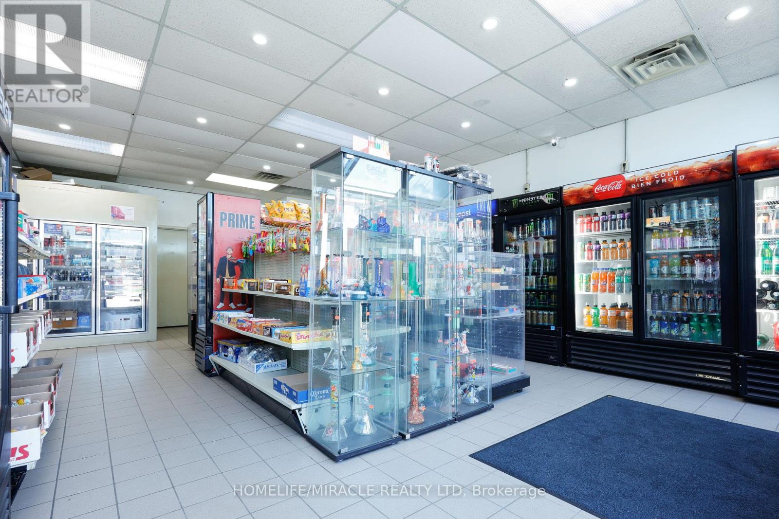 780 Dundas Street Property Photo 40