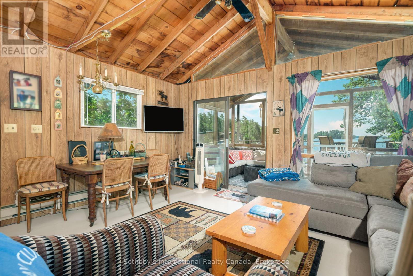 20 A65 Island Property Photo 3
