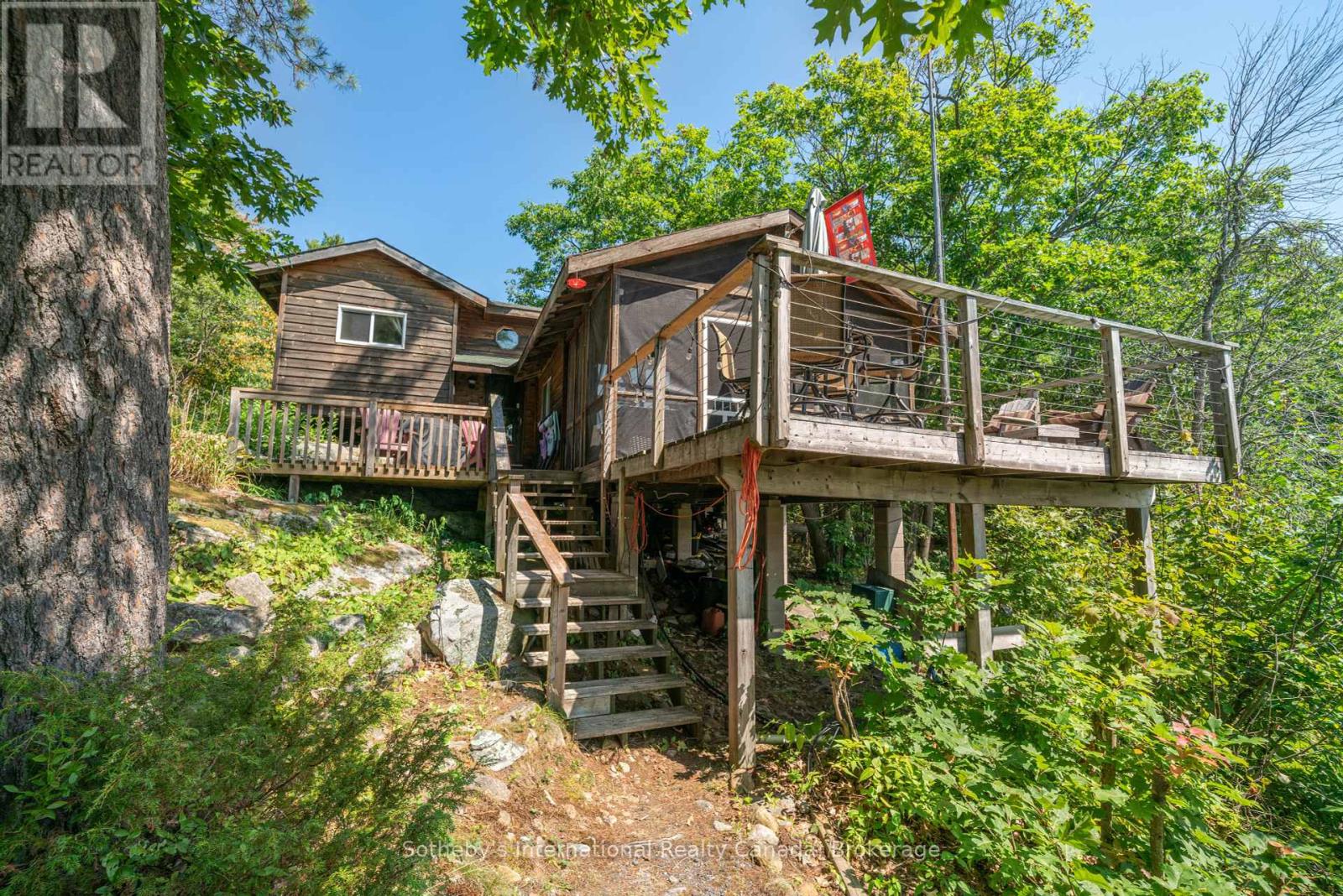 20 A65 Island Property Photo 4