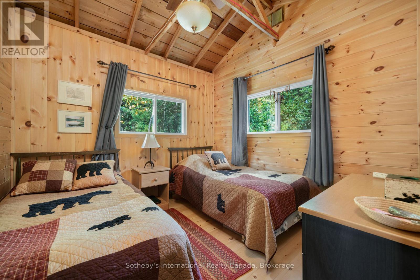 20 A65 Island Property Photo 9