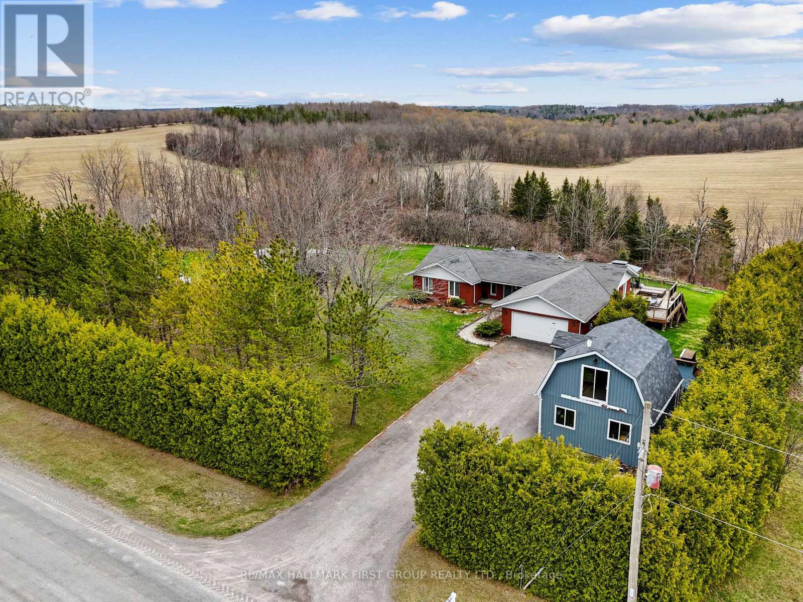 165 South Burns Road Property Photo 1