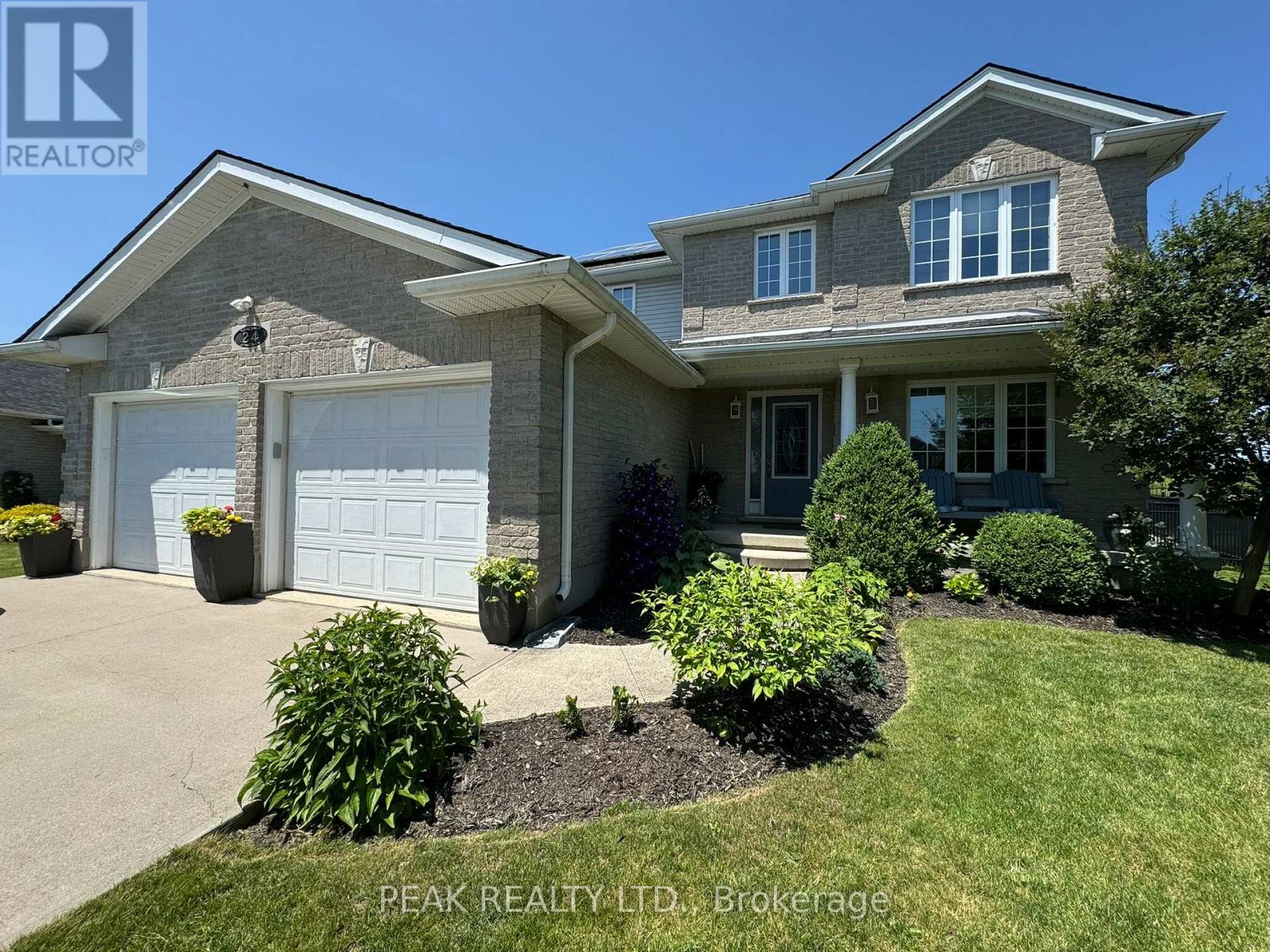 24 Applewood Street Property Photo 1