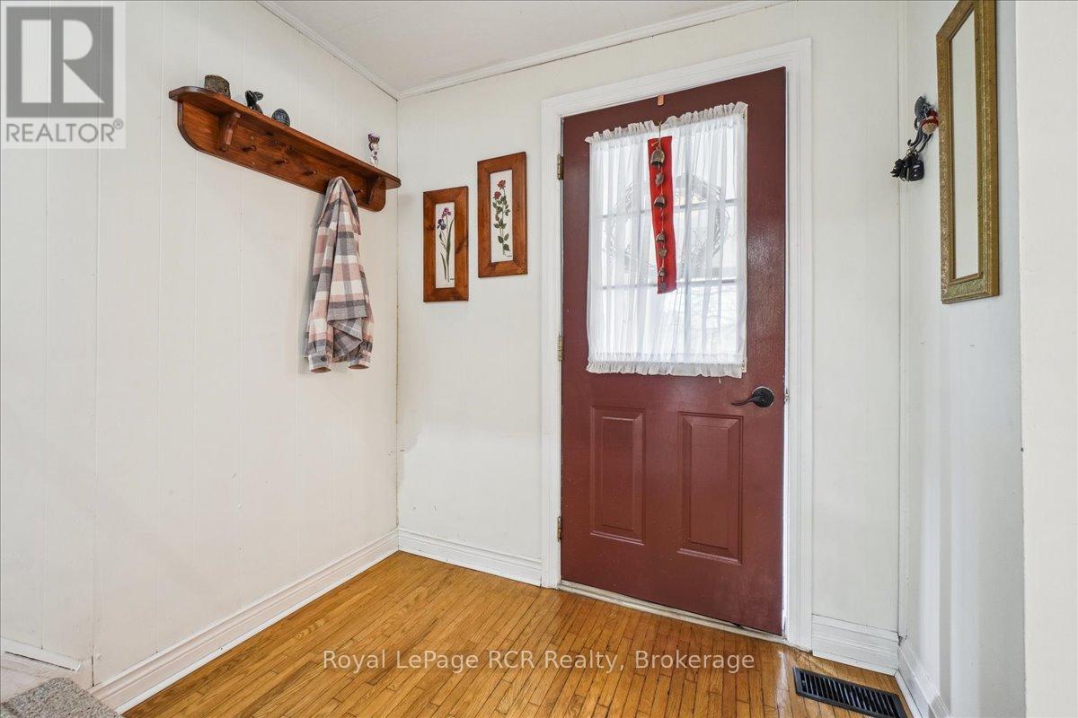 755 7th Avenue E Property Photo 7