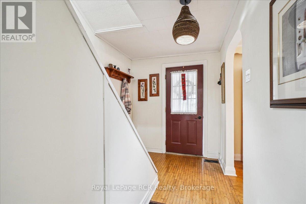 755 7th Avenue E Property Photo 8