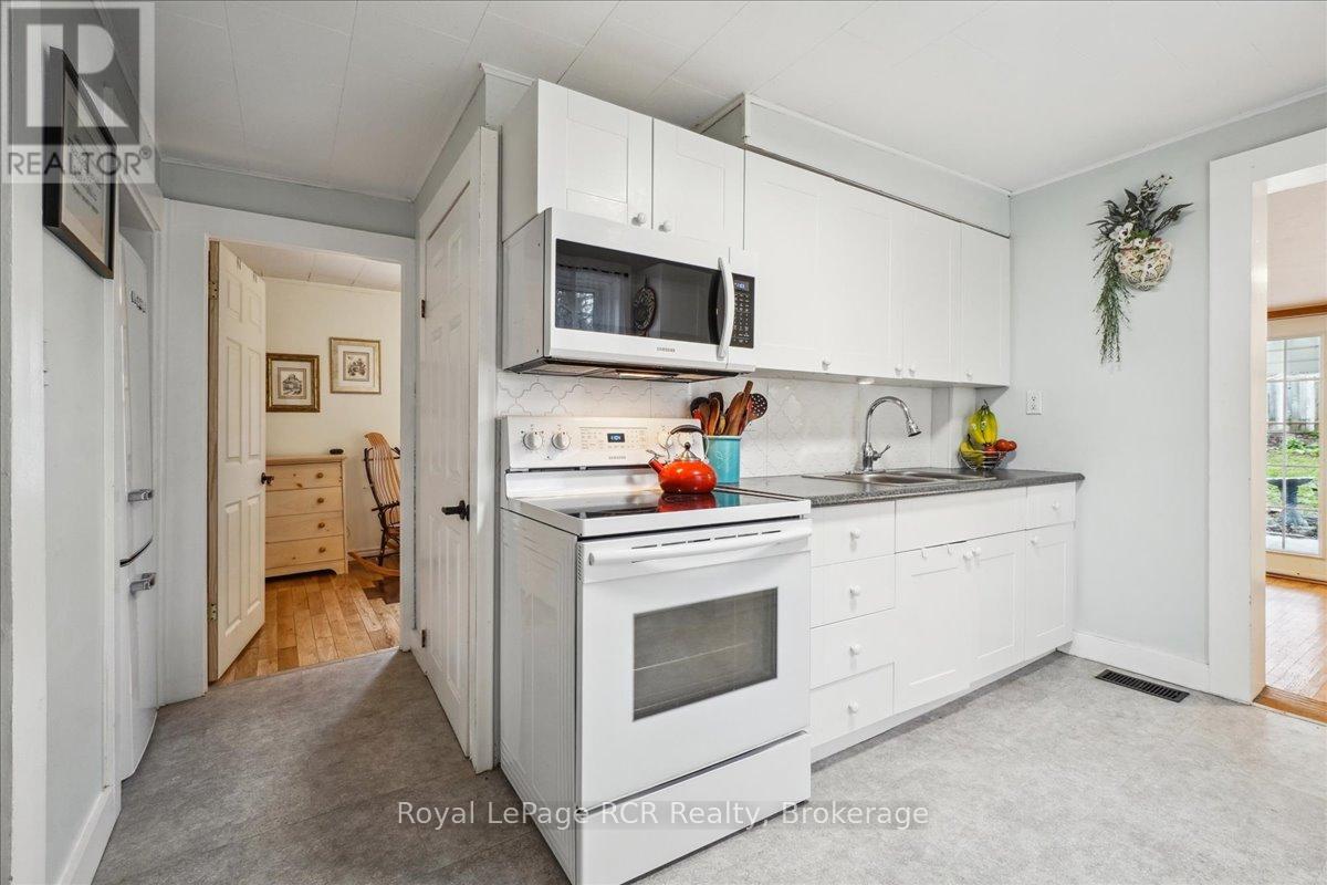 755 7th Avenue E Property Photo 18