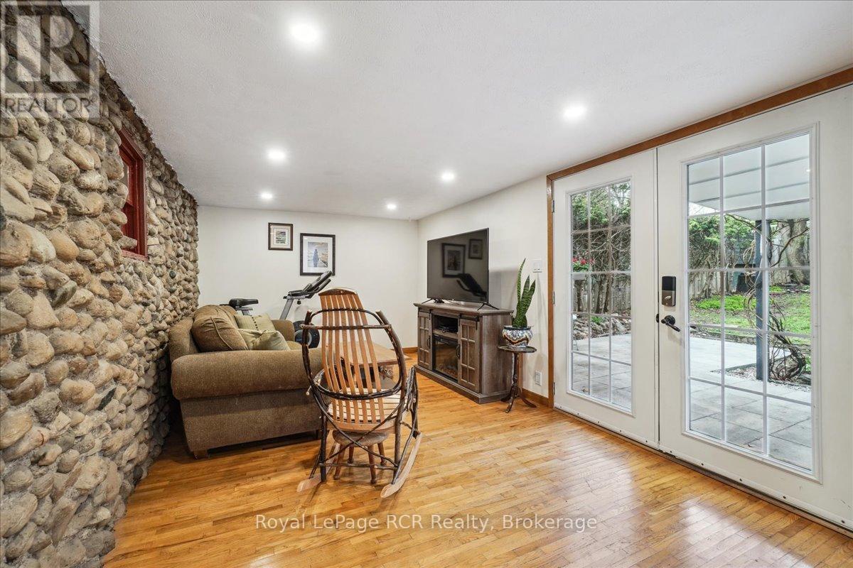 755 7th Avenue E Property Photo 22