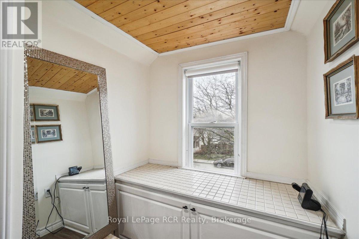755 7th Avenue E Property Photo 28