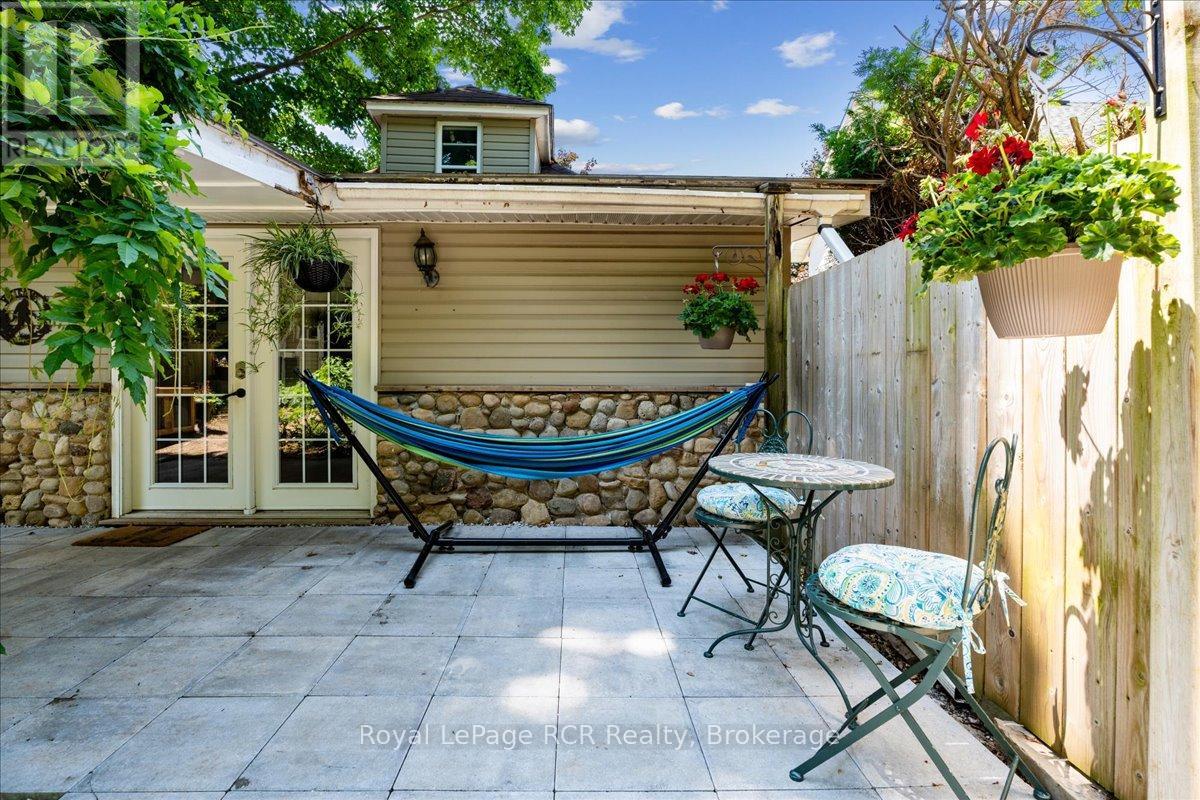755 7th Avenue E Property Photo 38
