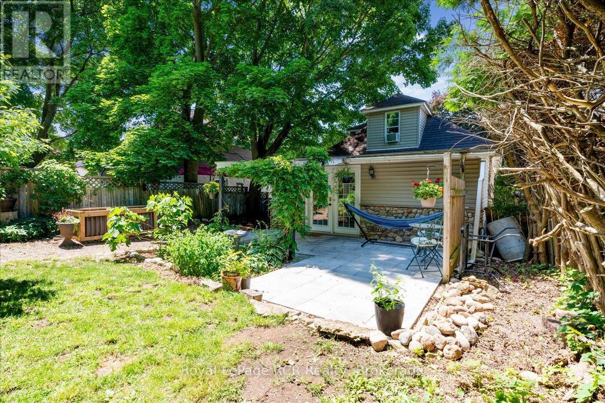 755 7th Avenue E Property Photo 39