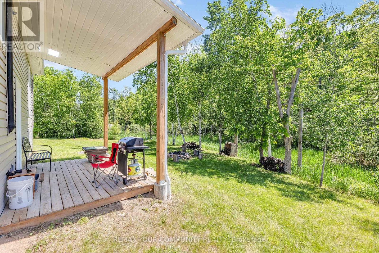 112922 Highway 7 Property Photo 5