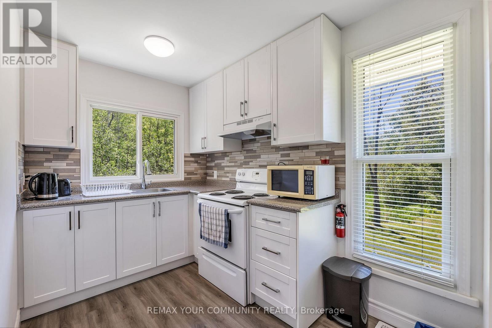 112922 Highway 7 Property Photo 15