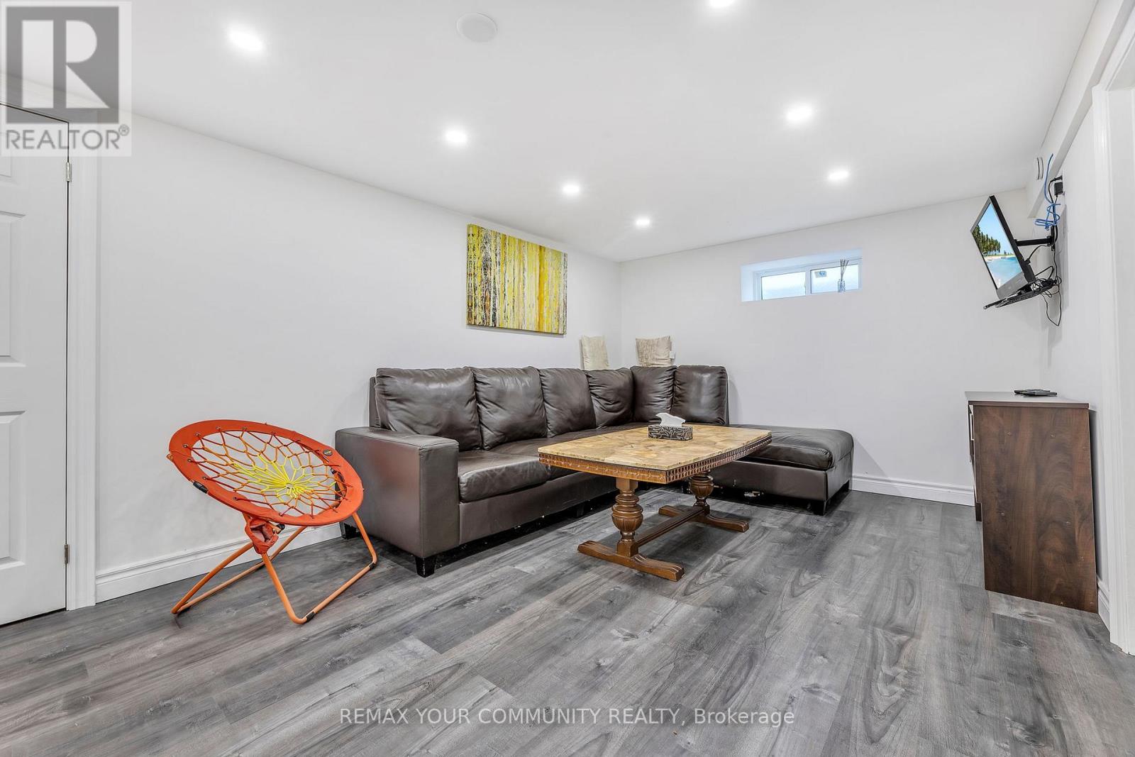 112922 Highway 7 Property Photo 28