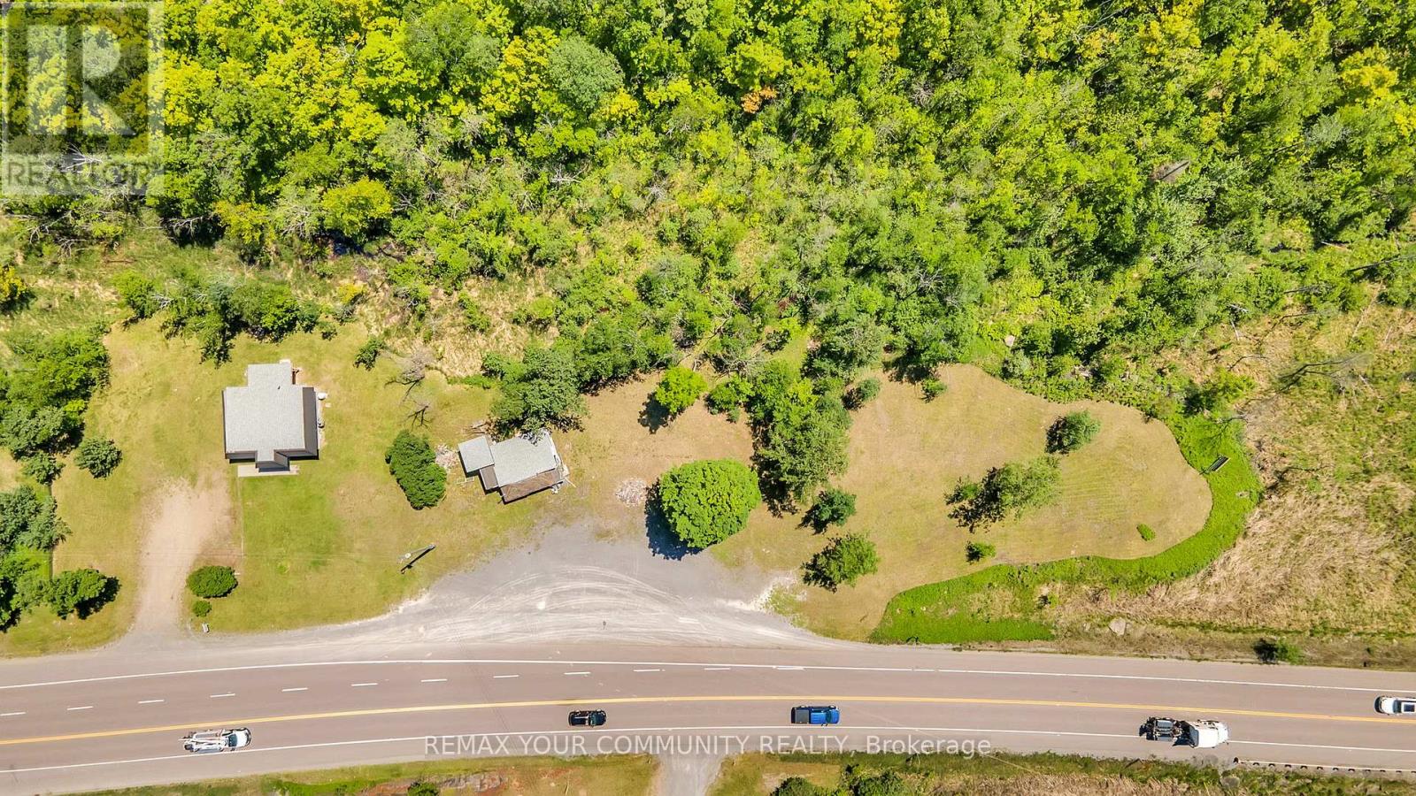 112922 Highway 7 Property Photo 39