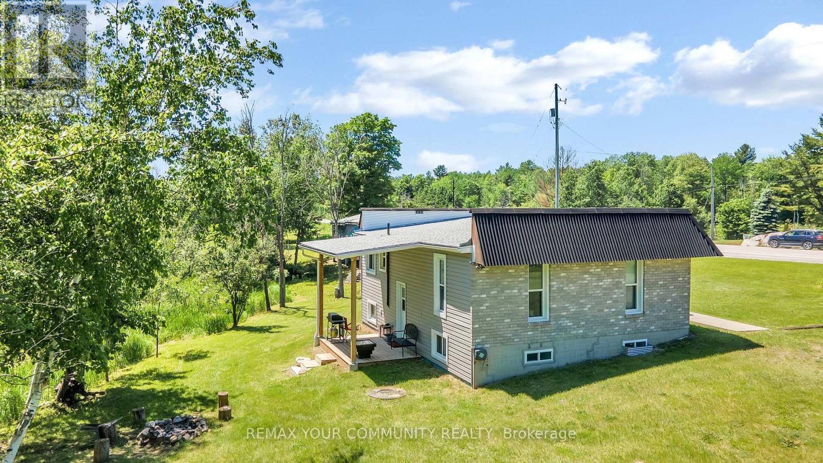 112922 Highway 7 Property Photo 43