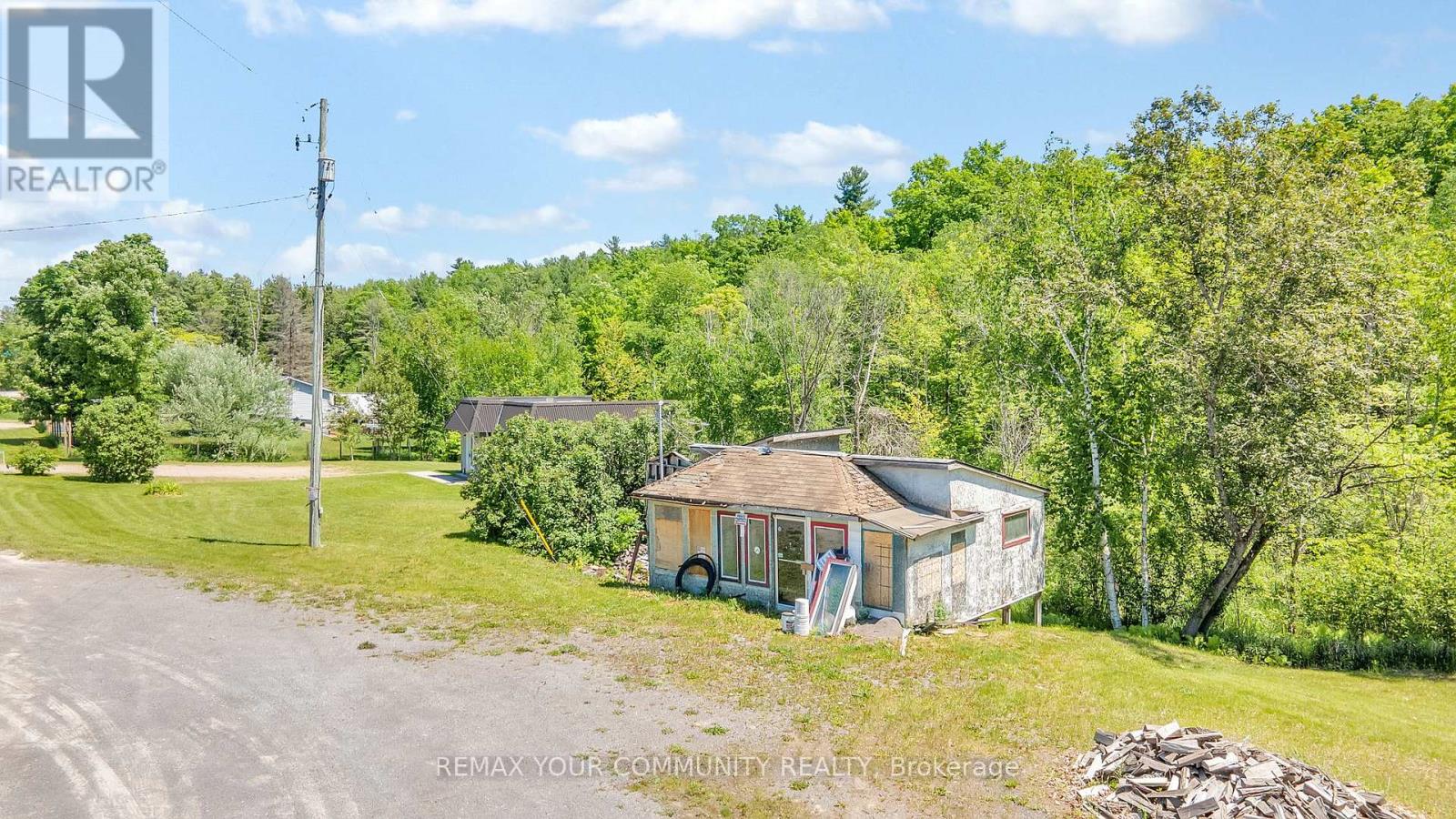 112922 Highway 7 Property Photo 45