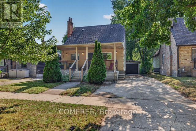 190 RATHOWEN STREET Property Photo 1