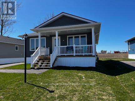 21 Bluffs View Boulevard Property Photo 1